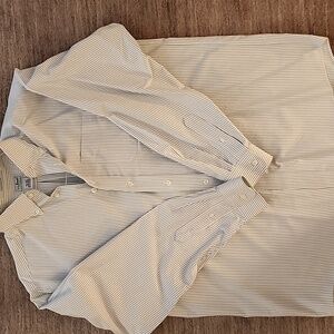 L.L. Bean Men's Pinstripe Button Down - White and Light Blue